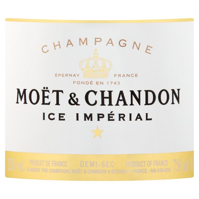 Mo\u00ebt & Chandon Ice Imp\u00e9rial Champagne   75cl GOODS M&S   