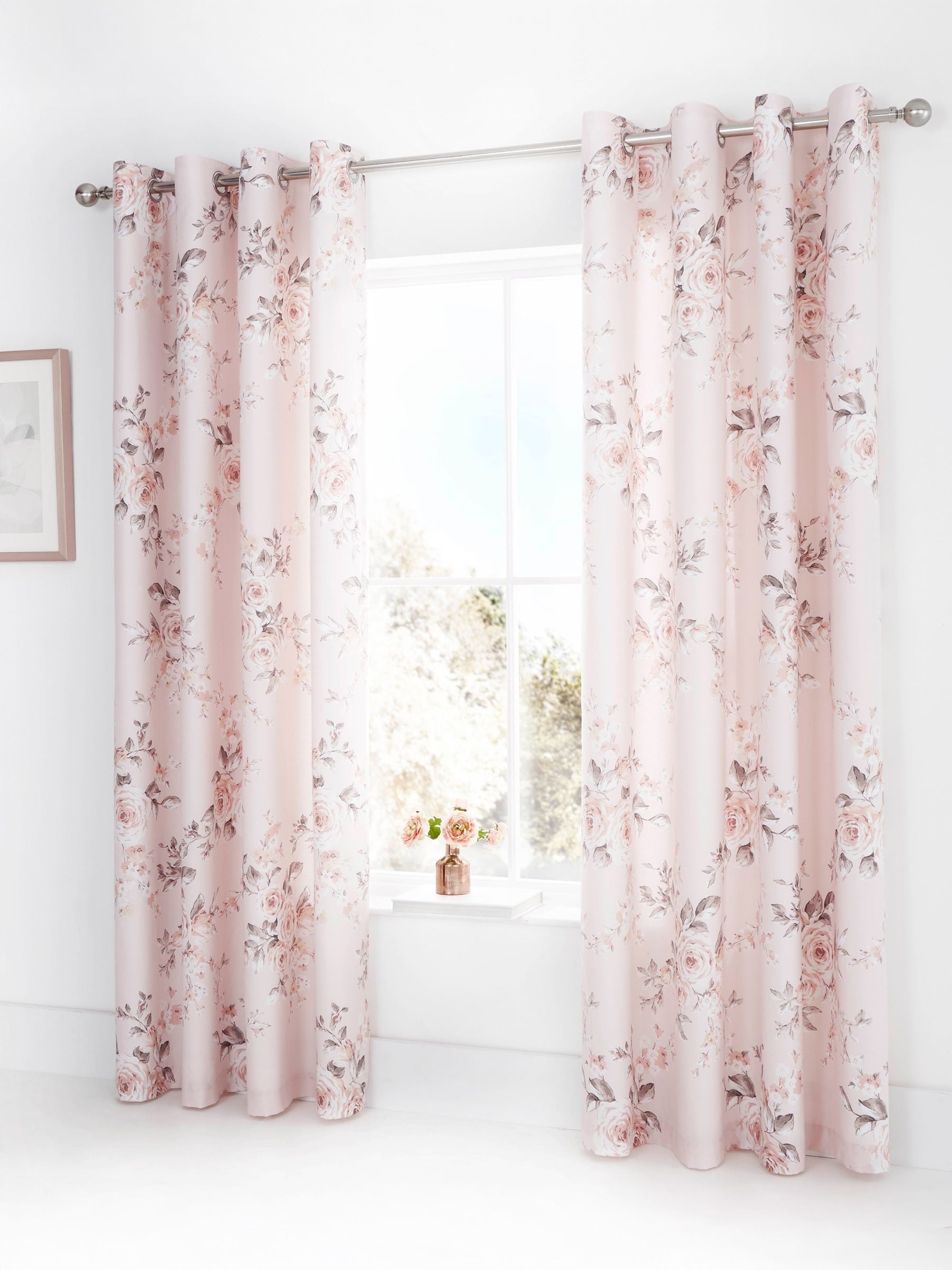 Catherine Lansfield pink floral eyelet curtains 168x183cm, imported from the UK