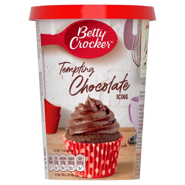 Betty Crocker Tempting Chocolate Icing   400g GOODS M&S   