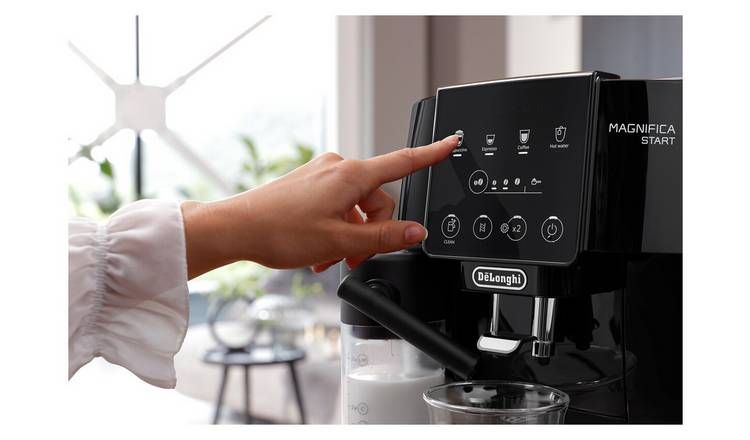 De'Longhi Magnifica Start Bean to Cup Coffee Machine - Black GOODS Argos