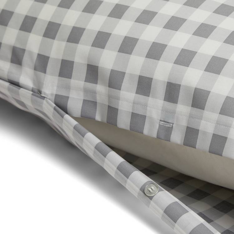 Habitat gingham grey bedding set single size, imported from the UK