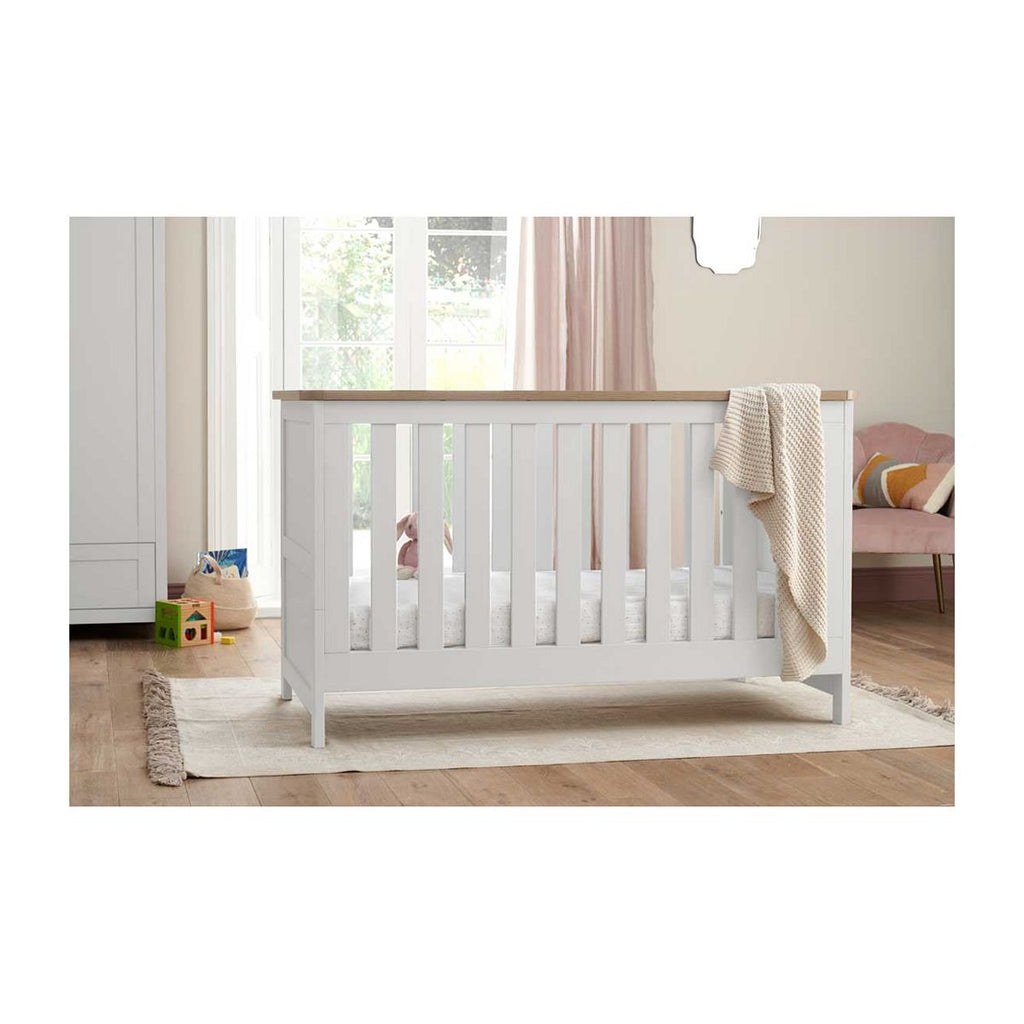 Tutti Bambini Verona Cot Bed - White/Oak