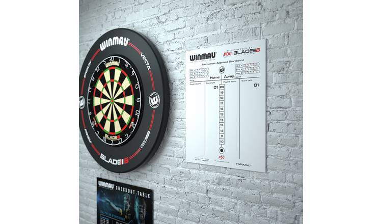 Winmau double-sided dry wipe and chalk scoreboard 45x36cm, UK version