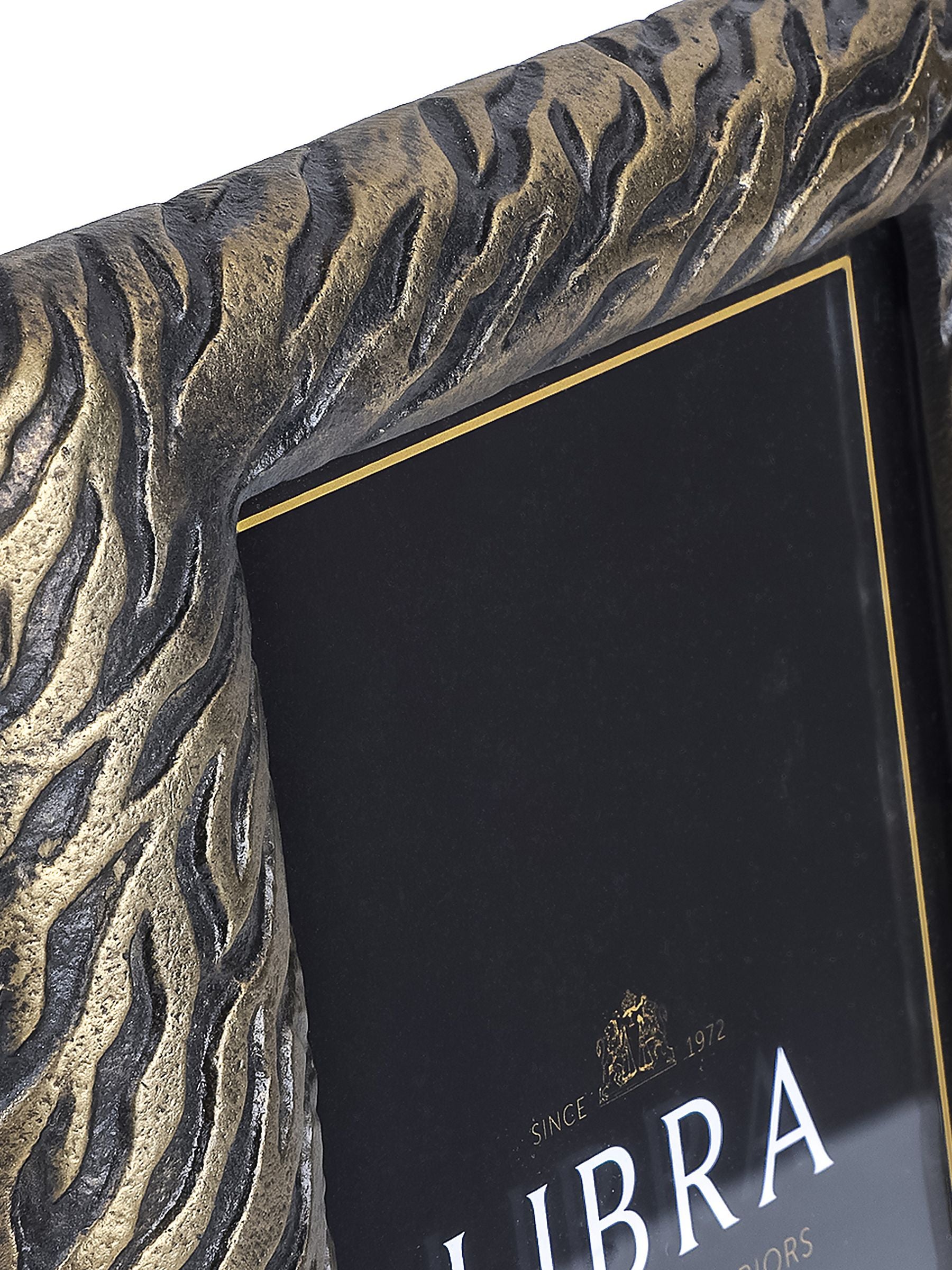 Libra Interiors Kavari tiger photo frame 5x7, UK version