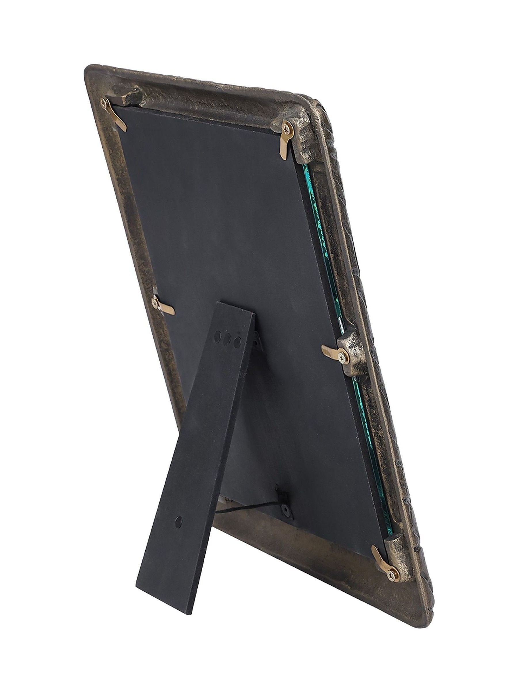 Libra Interiors Kavari tiger photo frame 8x10, UK version