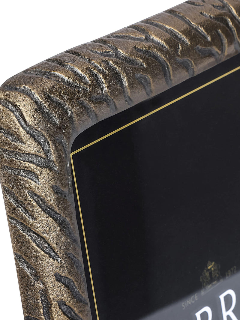 Libra Interiors Kavari tiger photo frame 8x10, UK version