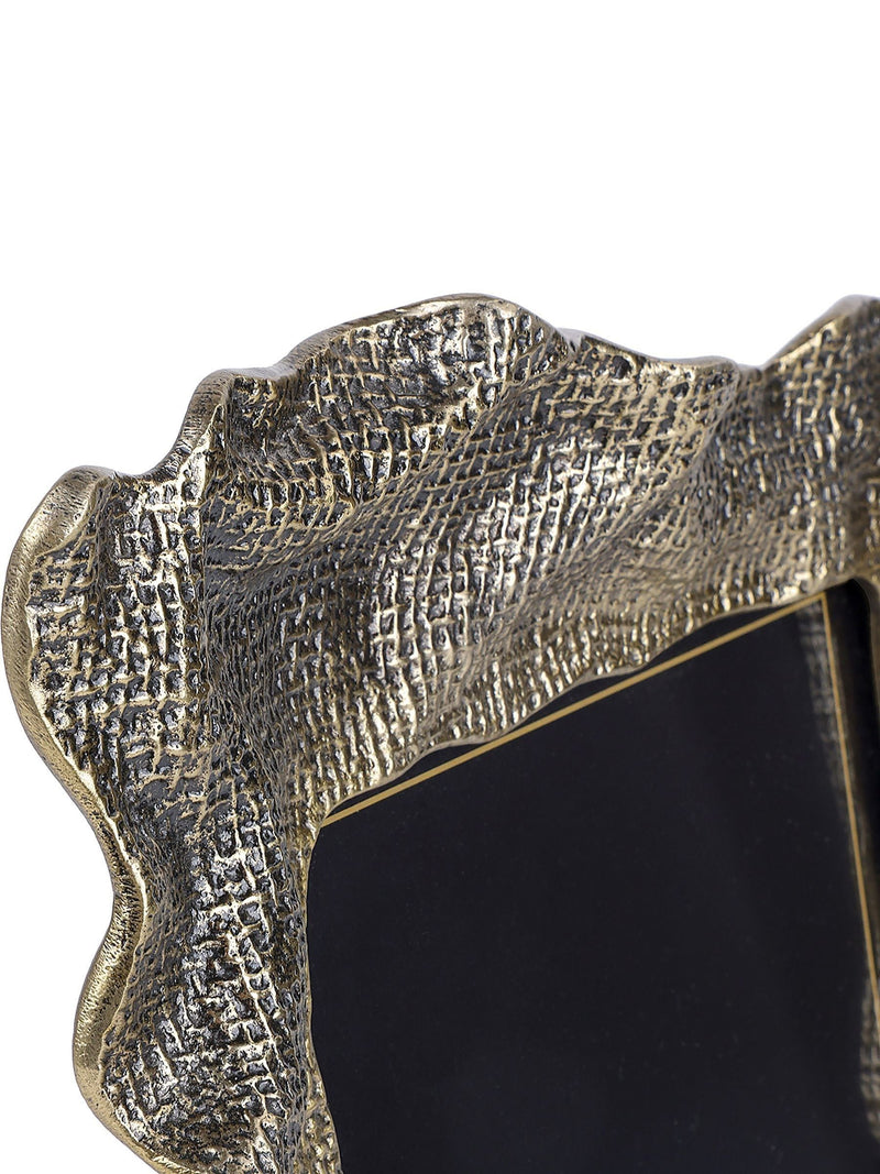 Libra Interiors Molten Weave photo frame antique brass 8x10 - British product