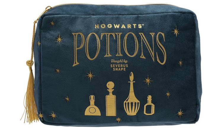 Warner Bros Harry Potter Alumni Wash Bag GOODS Argos