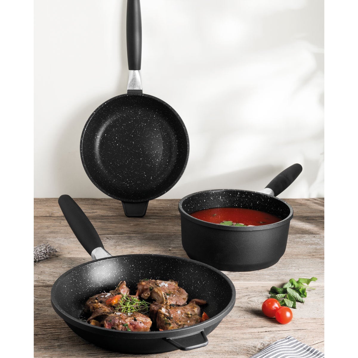 BergHOFF Champion Eurocast 7-piece cookware set, imported from the UK