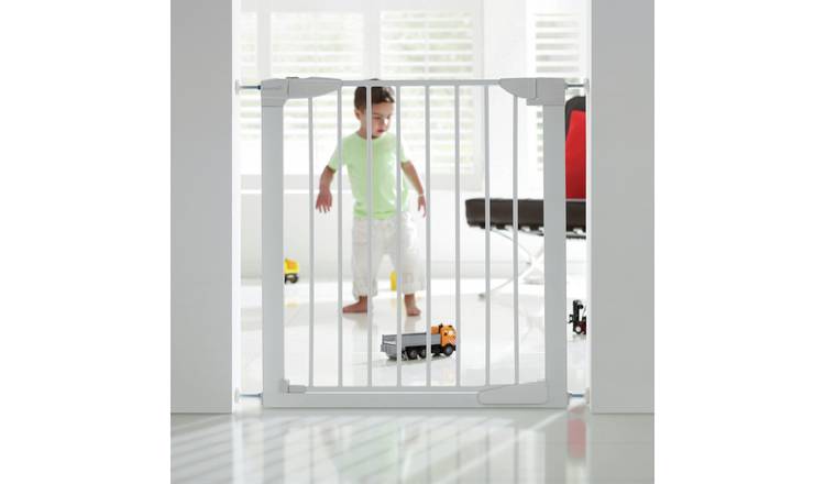 Munchkin auto close safety gate 76cm (British brand)