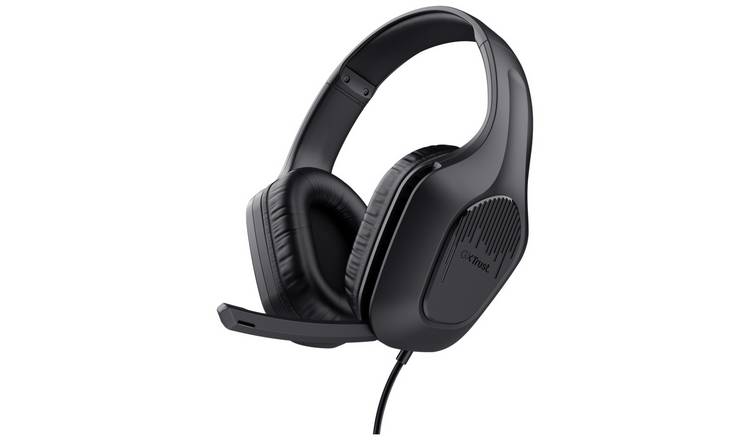 GXTrust Quadrox 4-in-1 gaming bundle with keyboard mouse headset mat - British product