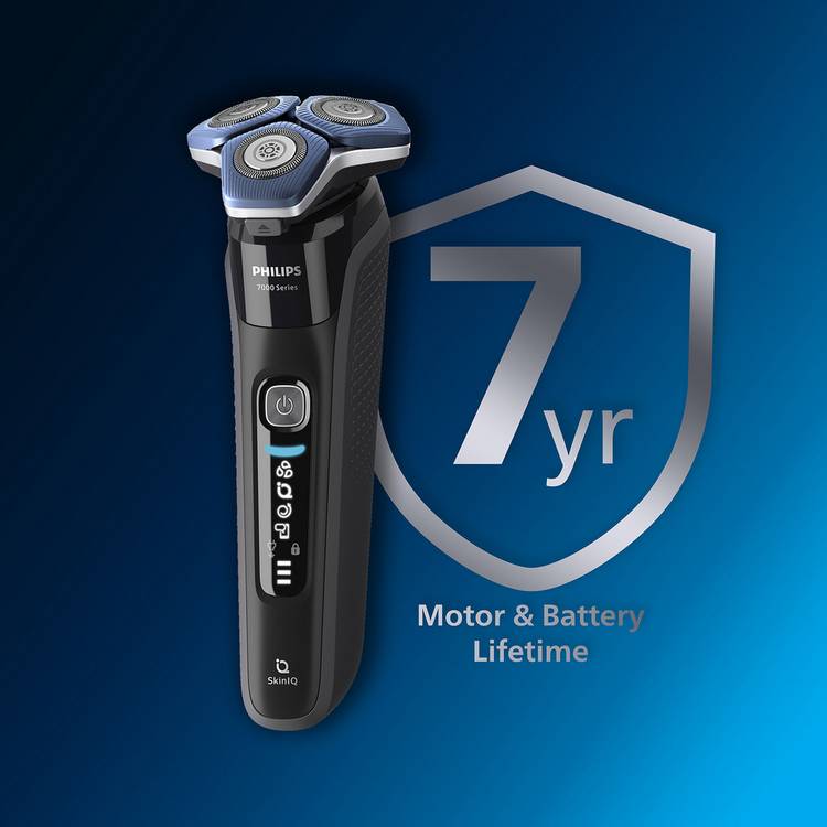 Philips Series 7000 wet dry electric shaver, imported from the UK