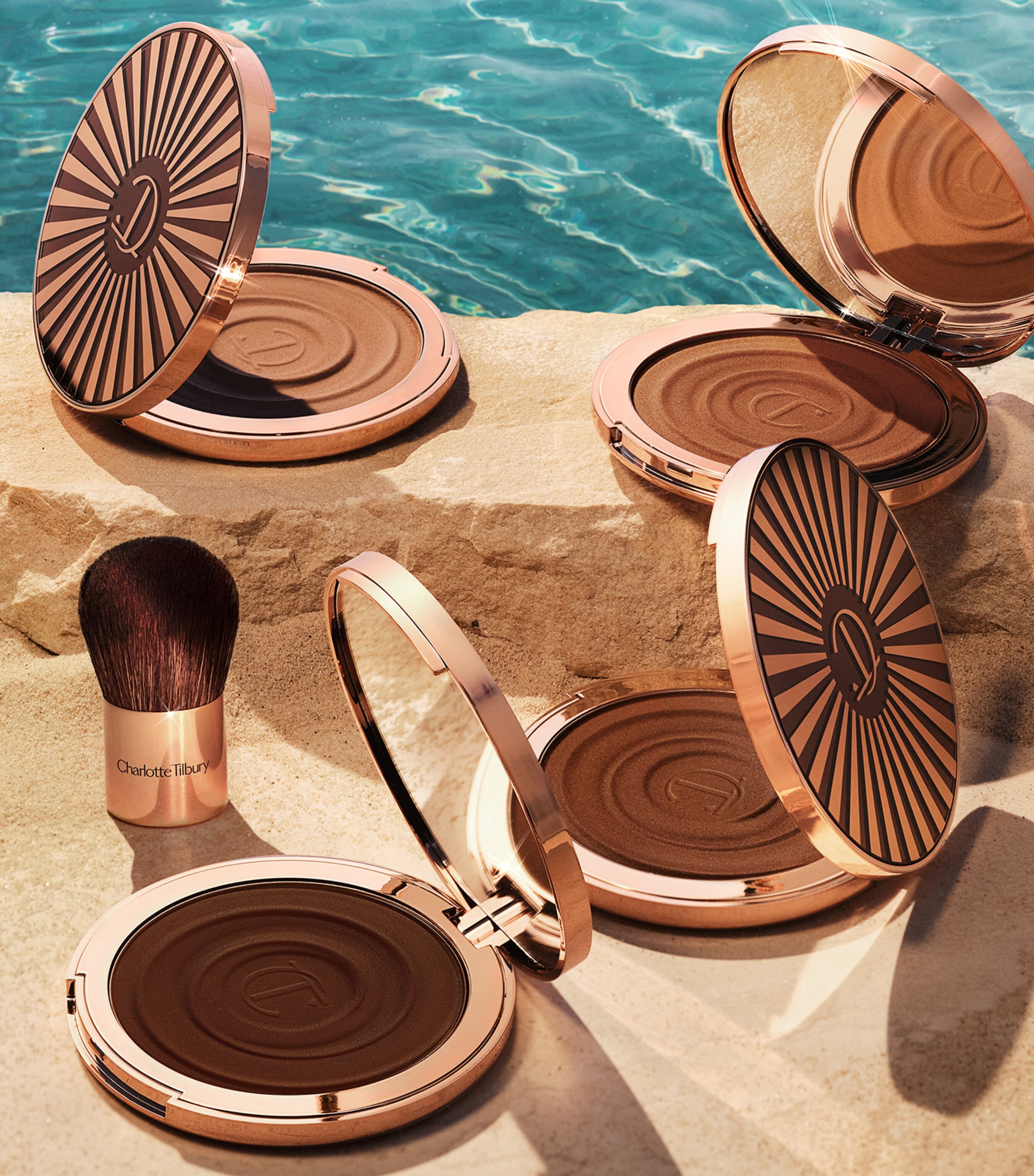 Charlotte Tilbury bronzer brush - British product