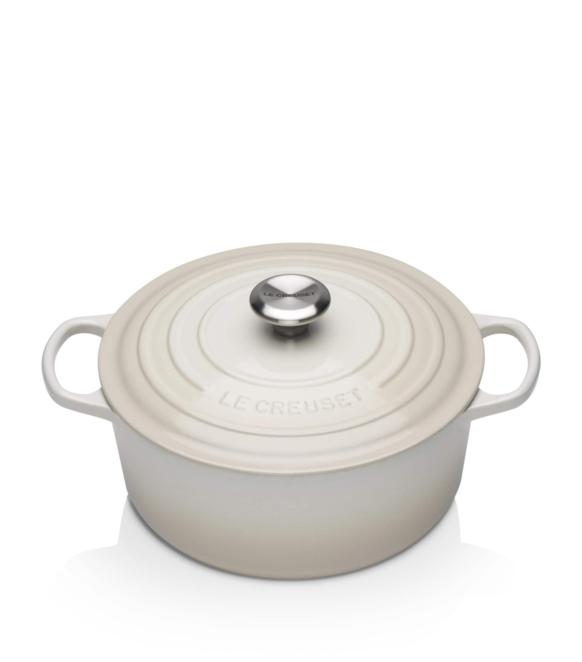 Le Creuset cast iron round casserole dish 26cm, UK version