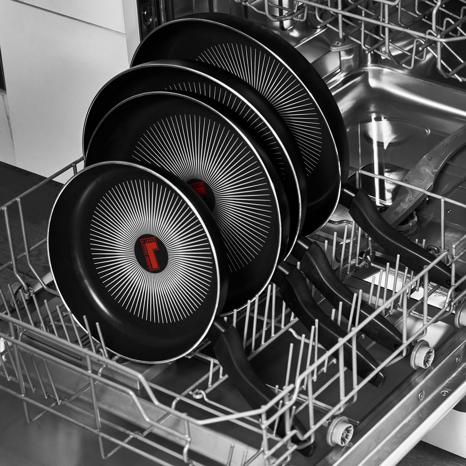 Tower Smart Start 24cm non-stick frying pan (British brand)