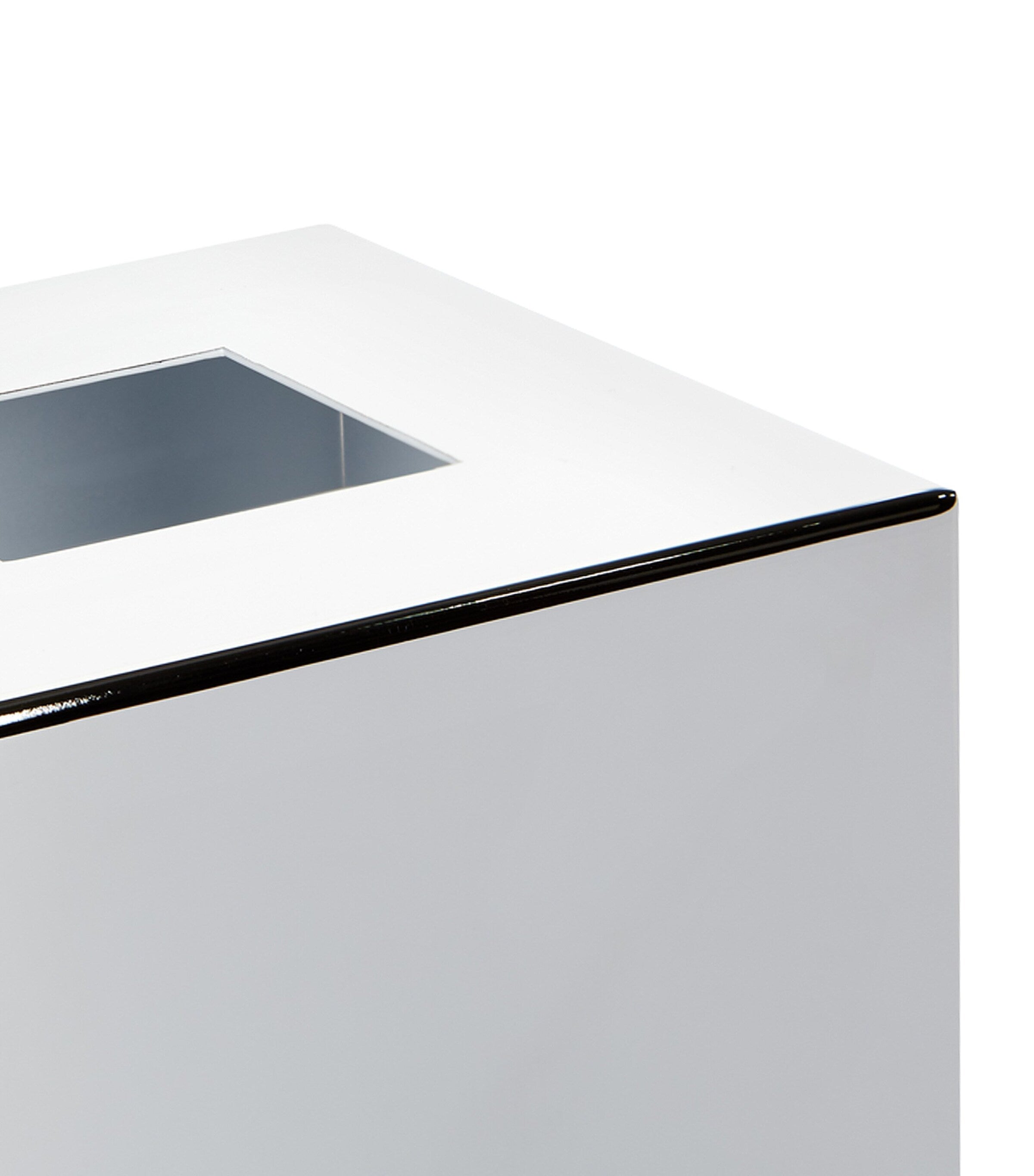 ZODIAC square chrome tissue box (British brand)