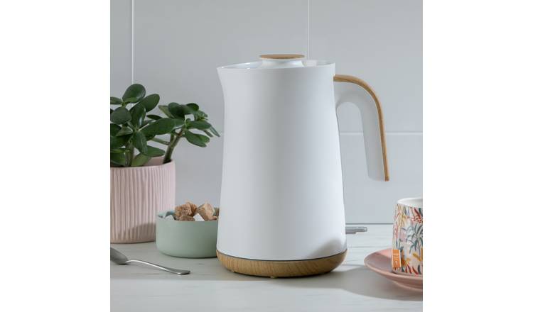 Cookworks Scandi style white kettle 1.7L - British product