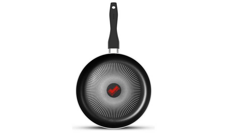 Tower 28cm non-stick frying pan with smart heat sensor, imported from the UK