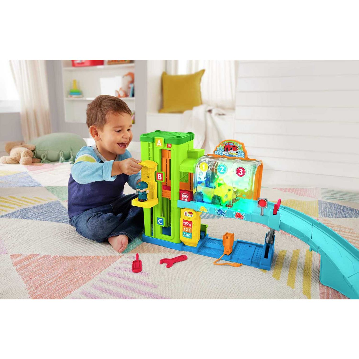 Fisher-Price Little People Light-Up Learning Garage playset - British product