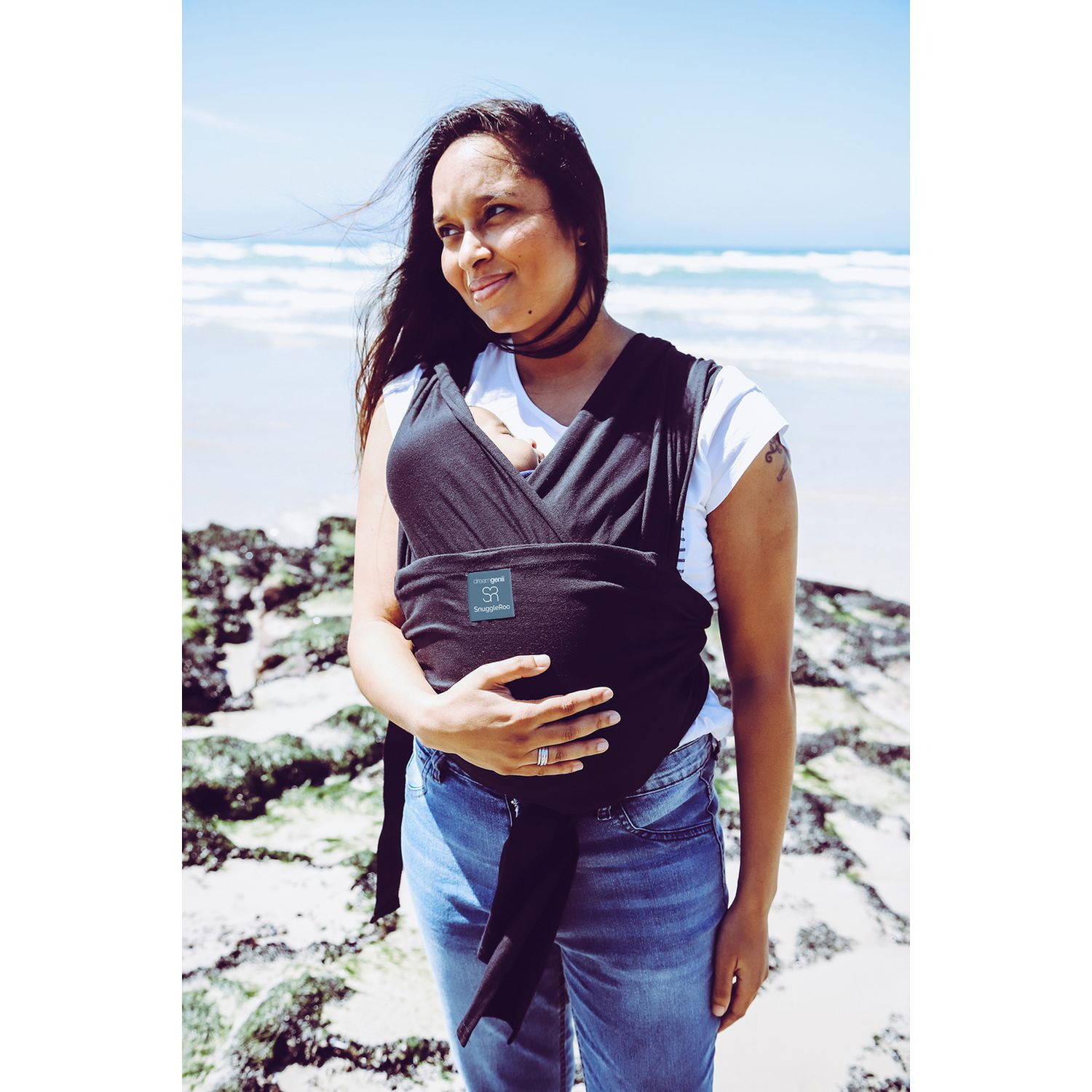 Snuggleroo Dreamgenii Black baby wrap carrier - British product