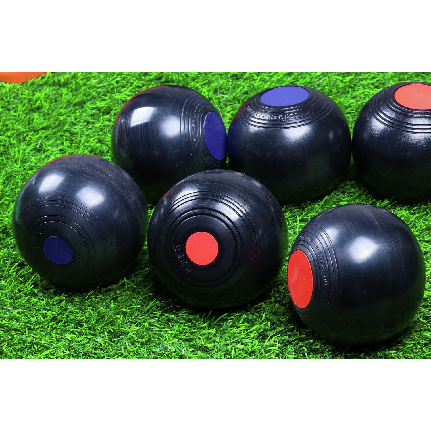 Bex garden bowl set for outdoor lawn games (British brand)