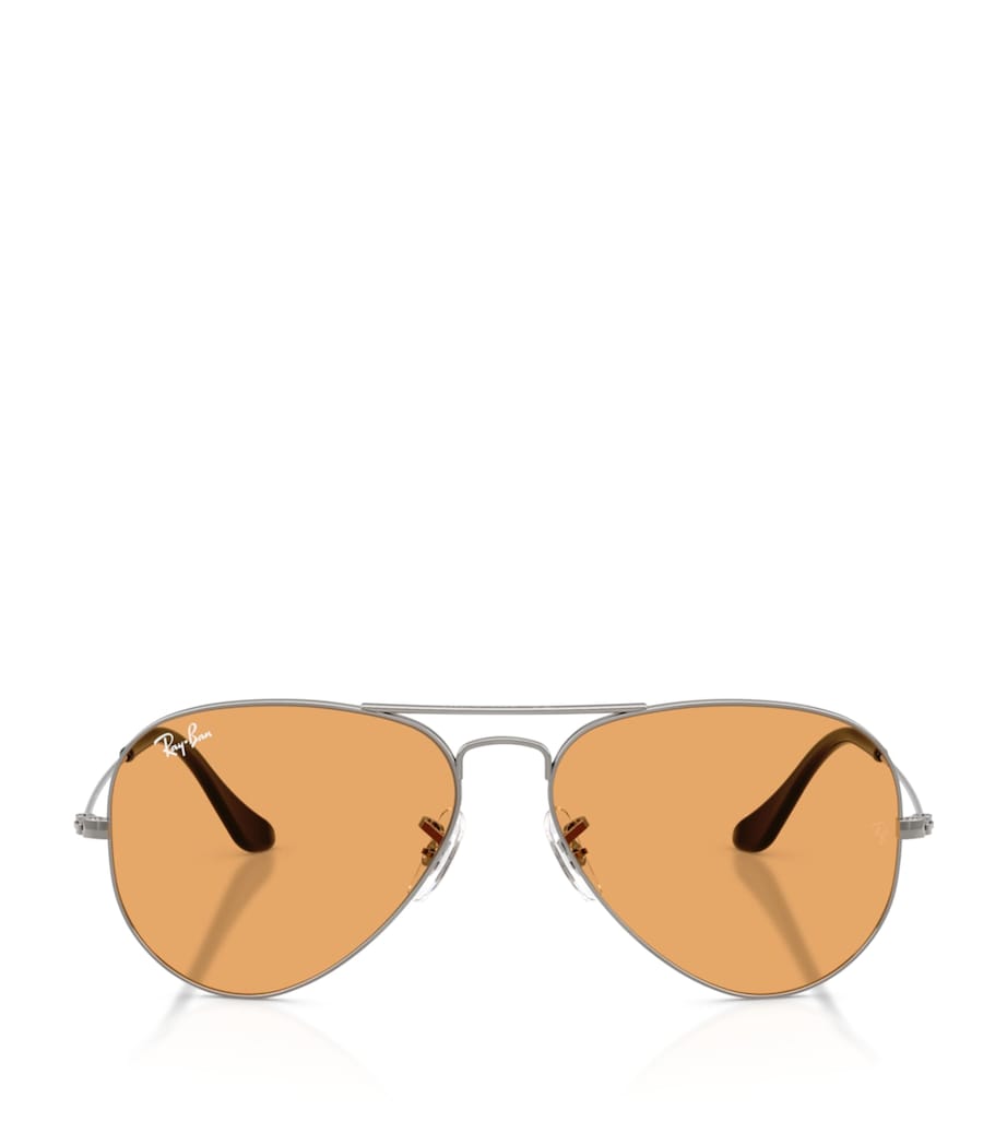 Lunettes de soleil Ray-Ban Aviator Classic avec montures en métal, version UK