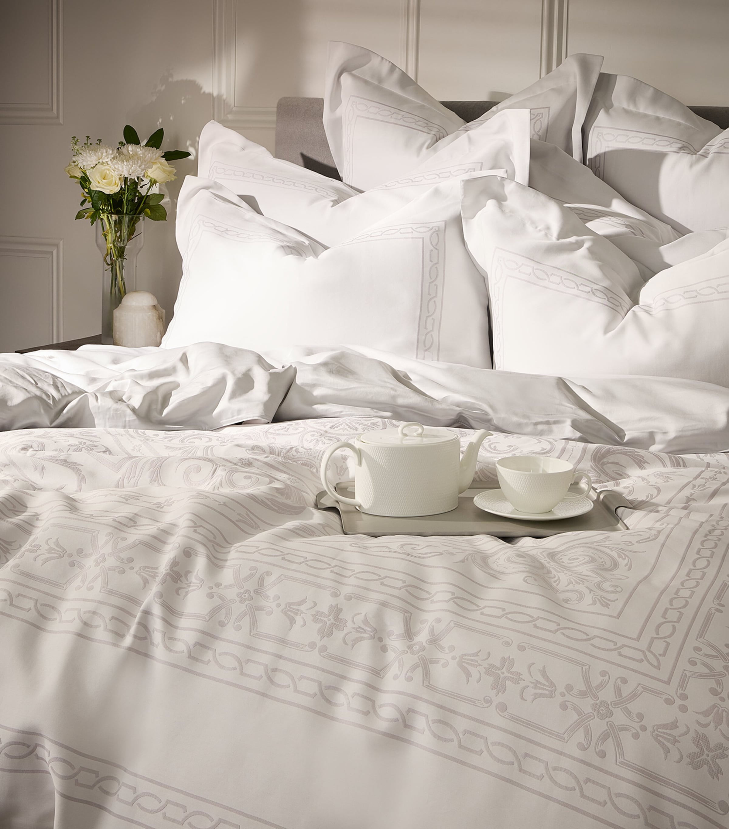 Celso de Lemos Versailles Square pillowcase 65cm x 65cm - British product