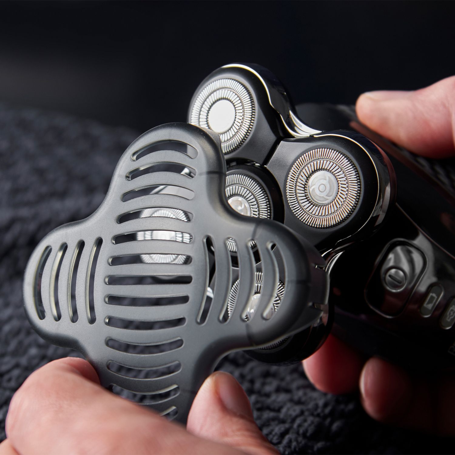 Remington RX5 Ultimate Series head shaver (British brand)