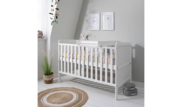 Tutti Bambini Rio Cot Bed and Dresser Nursery Set - White