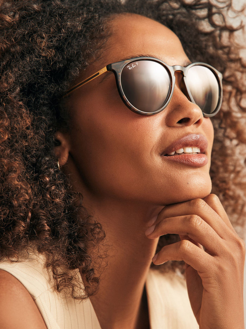 Lunettes de soleil polarisées marron Ray-Ban, importées du Royaume-Uni