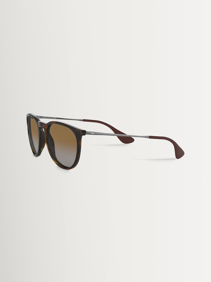 Lunettes de soleil polarisées marron Ray-Ban, importées du Royaume-Uni