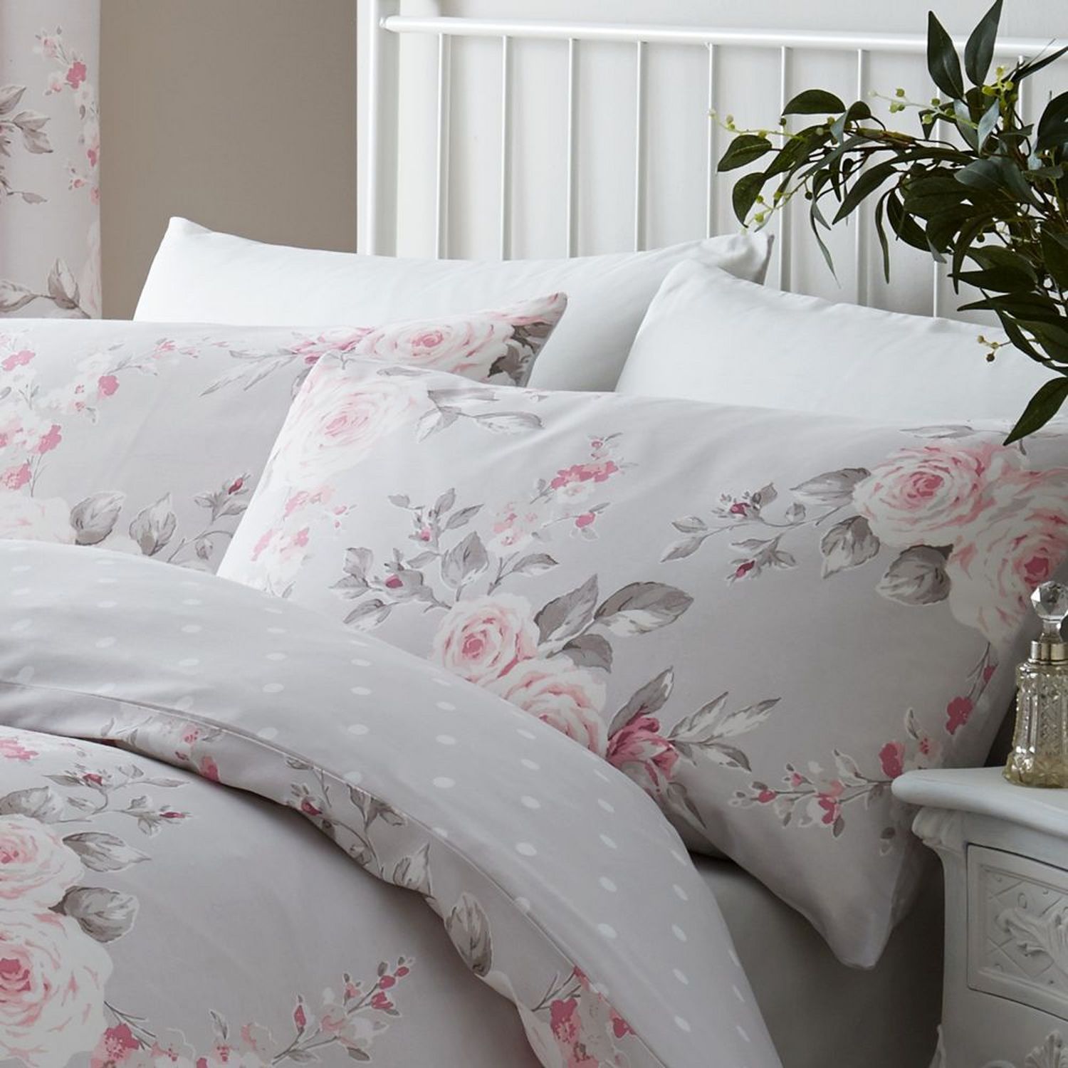Catherine Lansfield Canterbury Floral Bedding Set - Kingsize