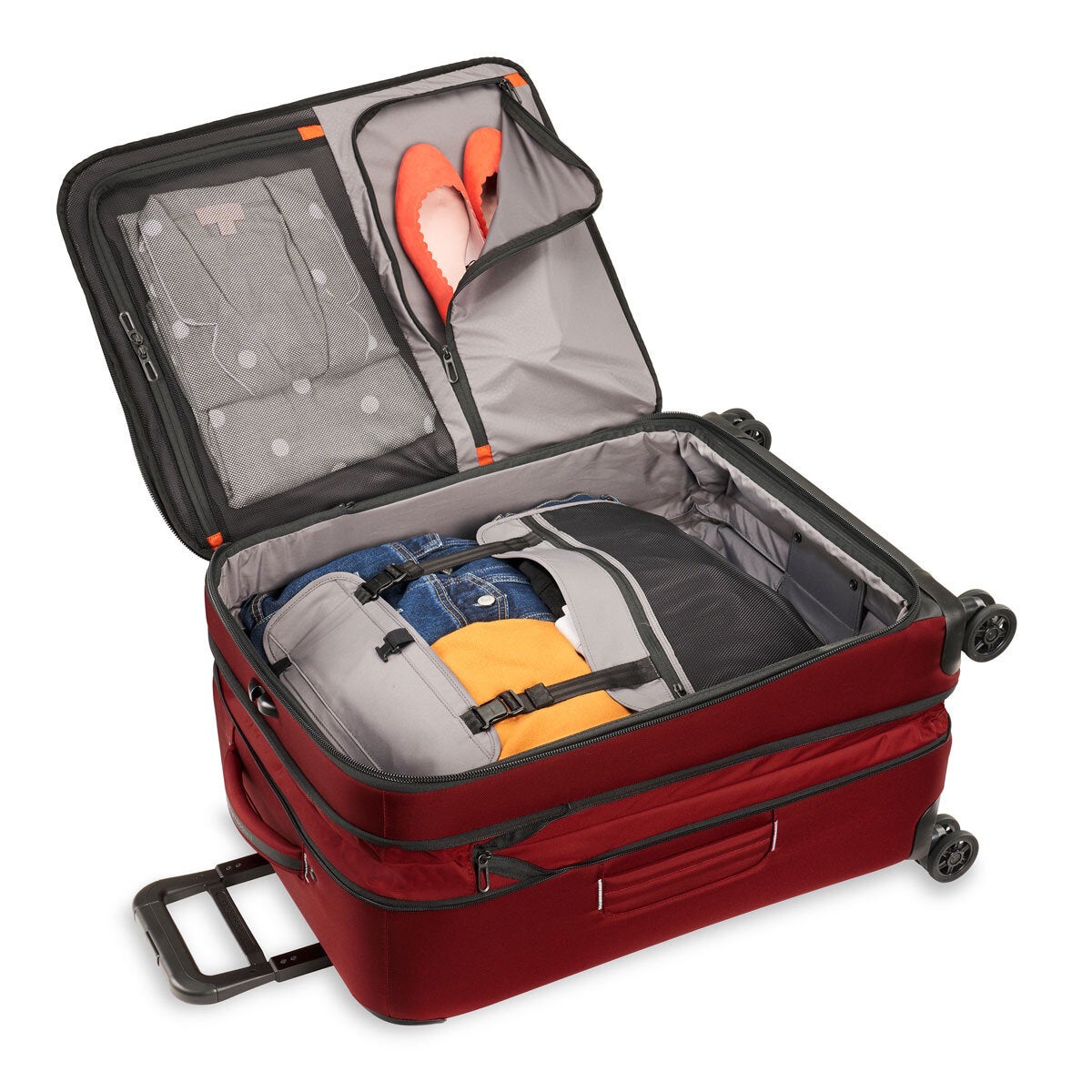 Briggs & Riley medium expandable 4 wheel spinner suitcase 66cm Brick, imported from the UK