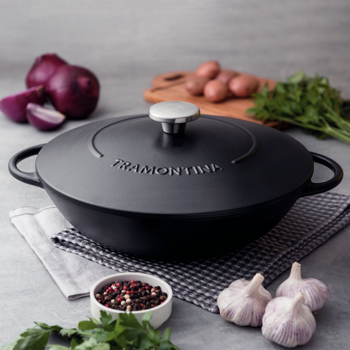 Tramontina enamelled cast iron wok 32cm 5.0L (British brand)