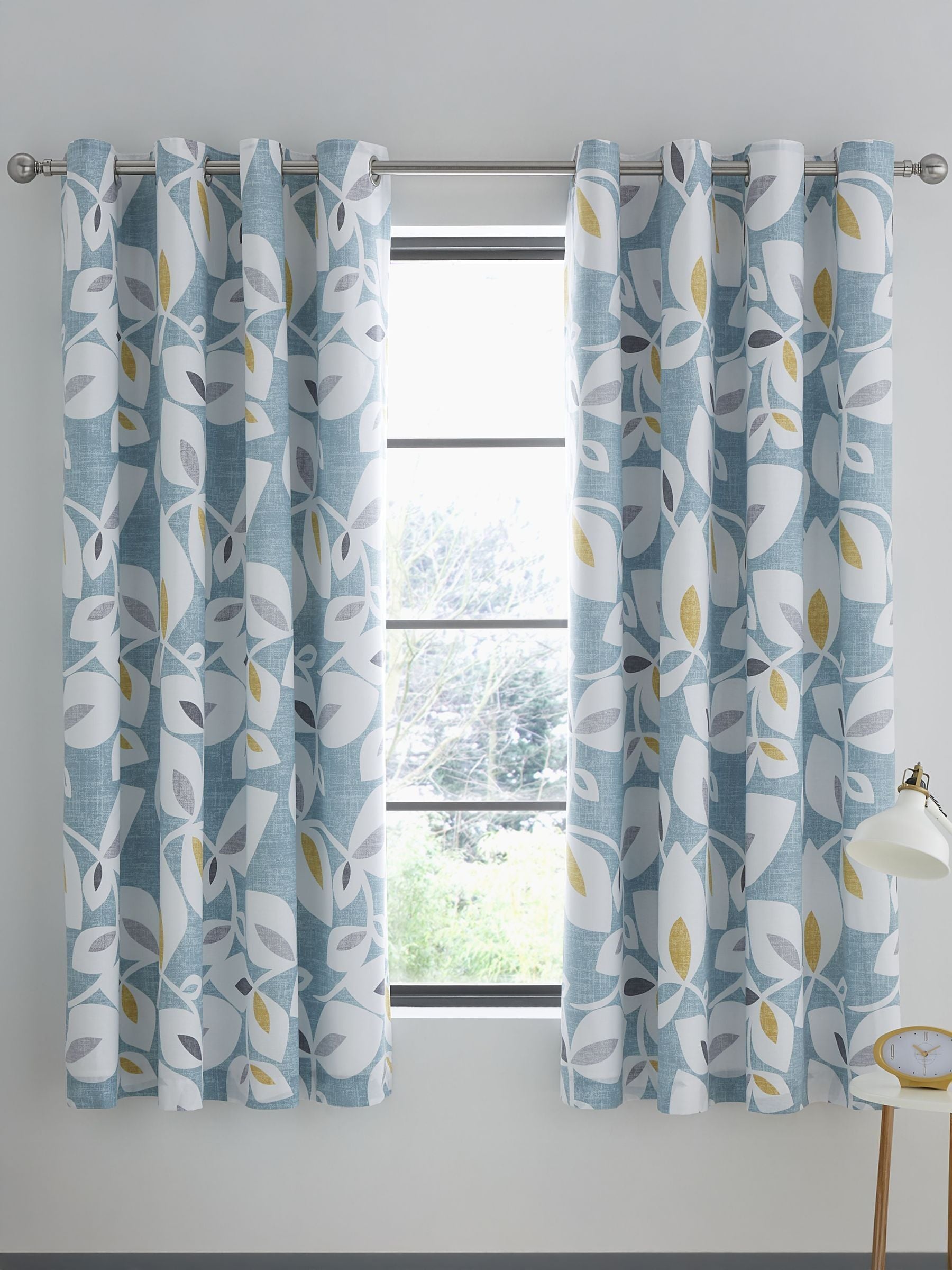 Catherine Lansfield teal blue Inga Leaf eyelet curtains 168x183cm - British product