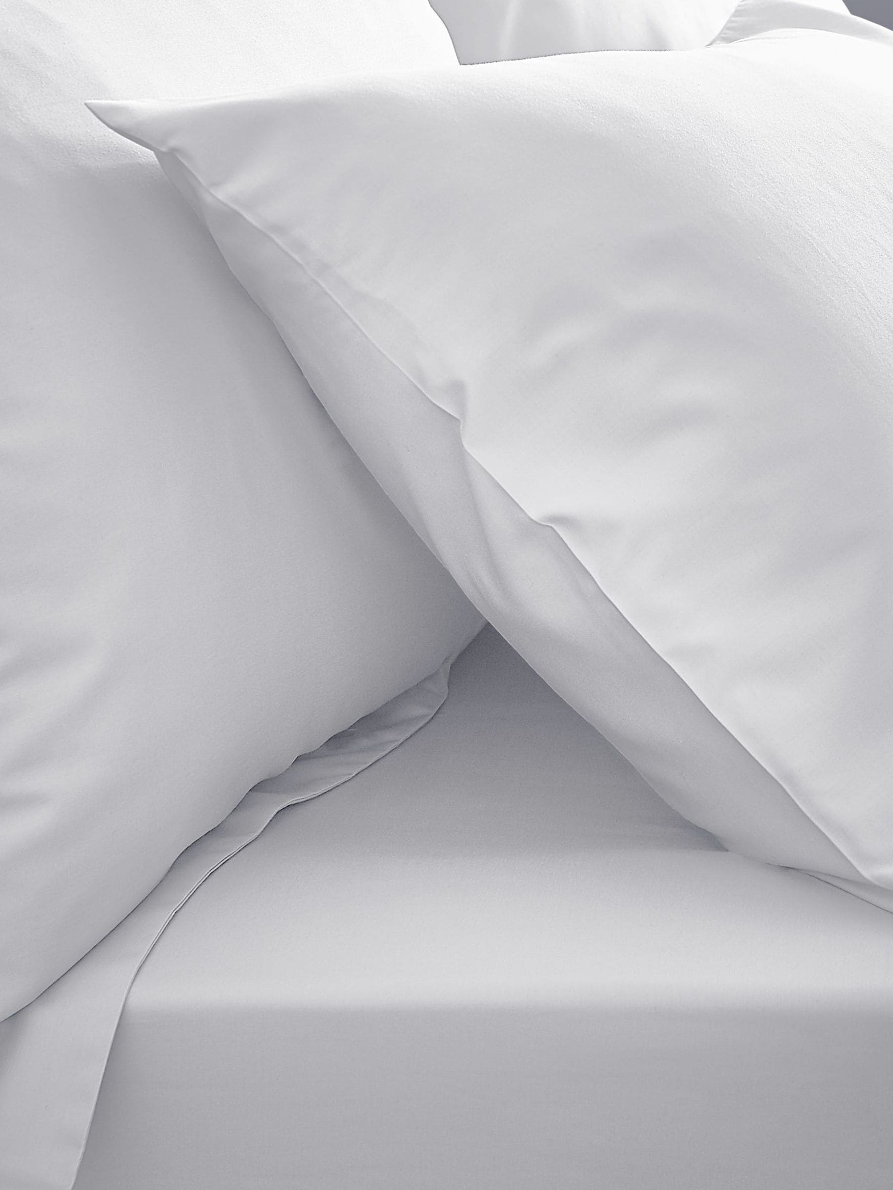 Bianca White fitted sheet - British product