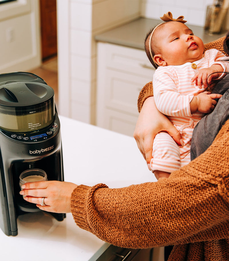 Baby Brezza Formula Pro Advanced baby formula machine - British product