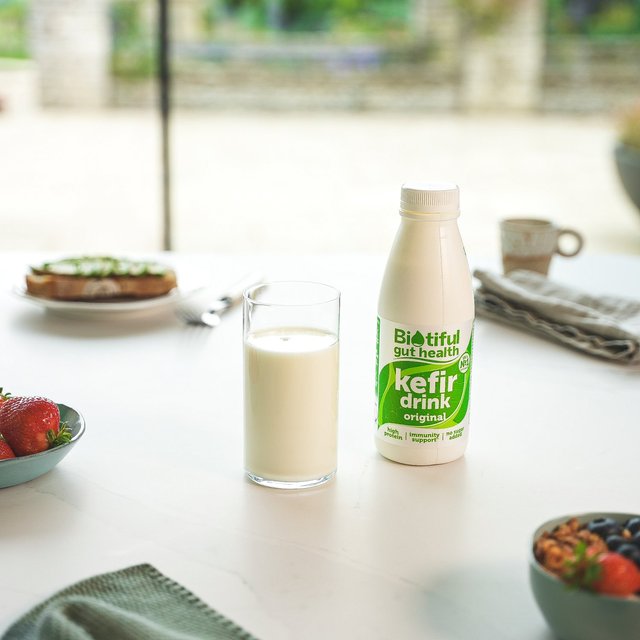 Biotiful Kefir   500ml GOODS M&S   