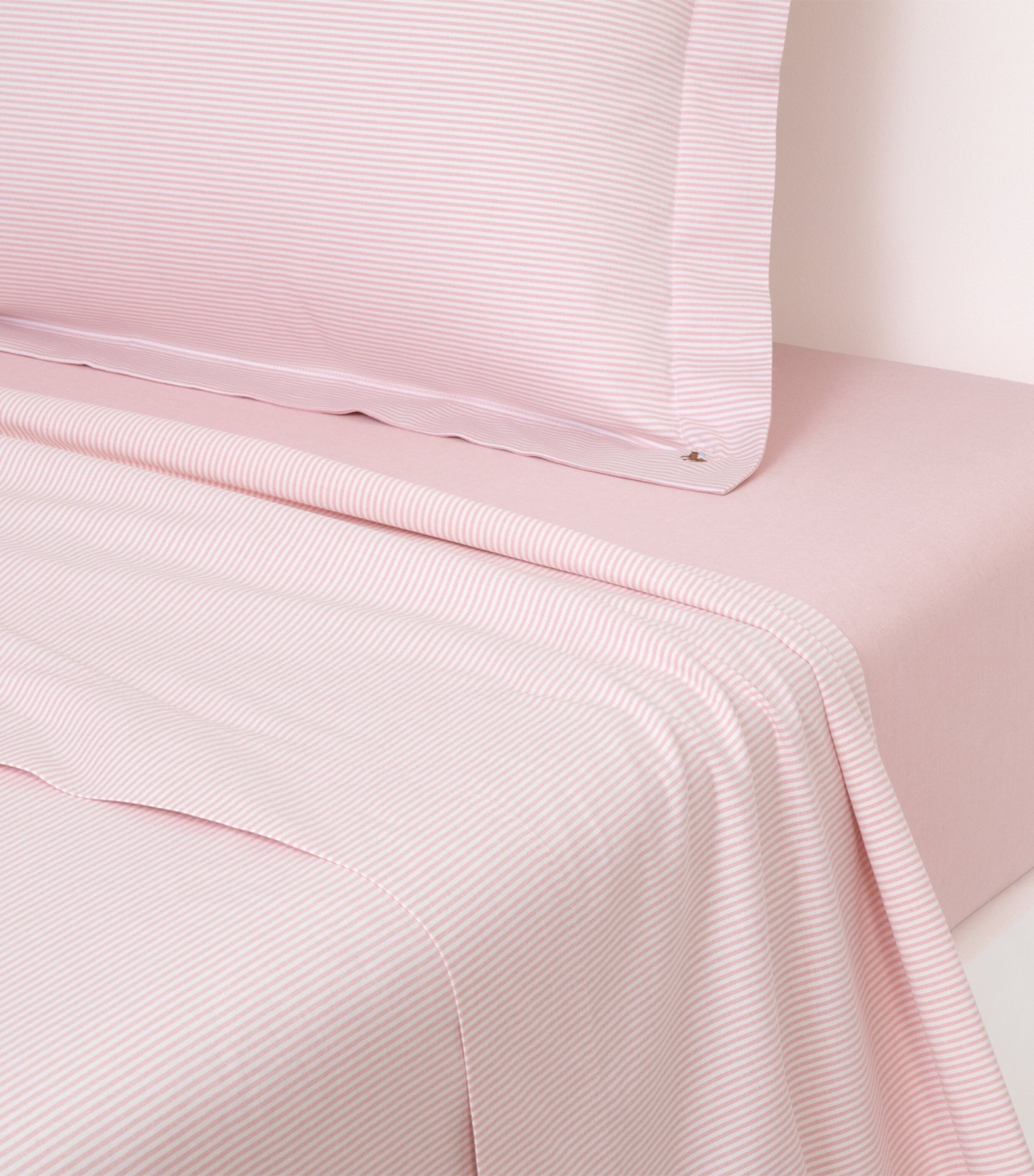 Ralph Lauren Oxford Super King Flat Sheet 270cm x 280cm, imported from the UK