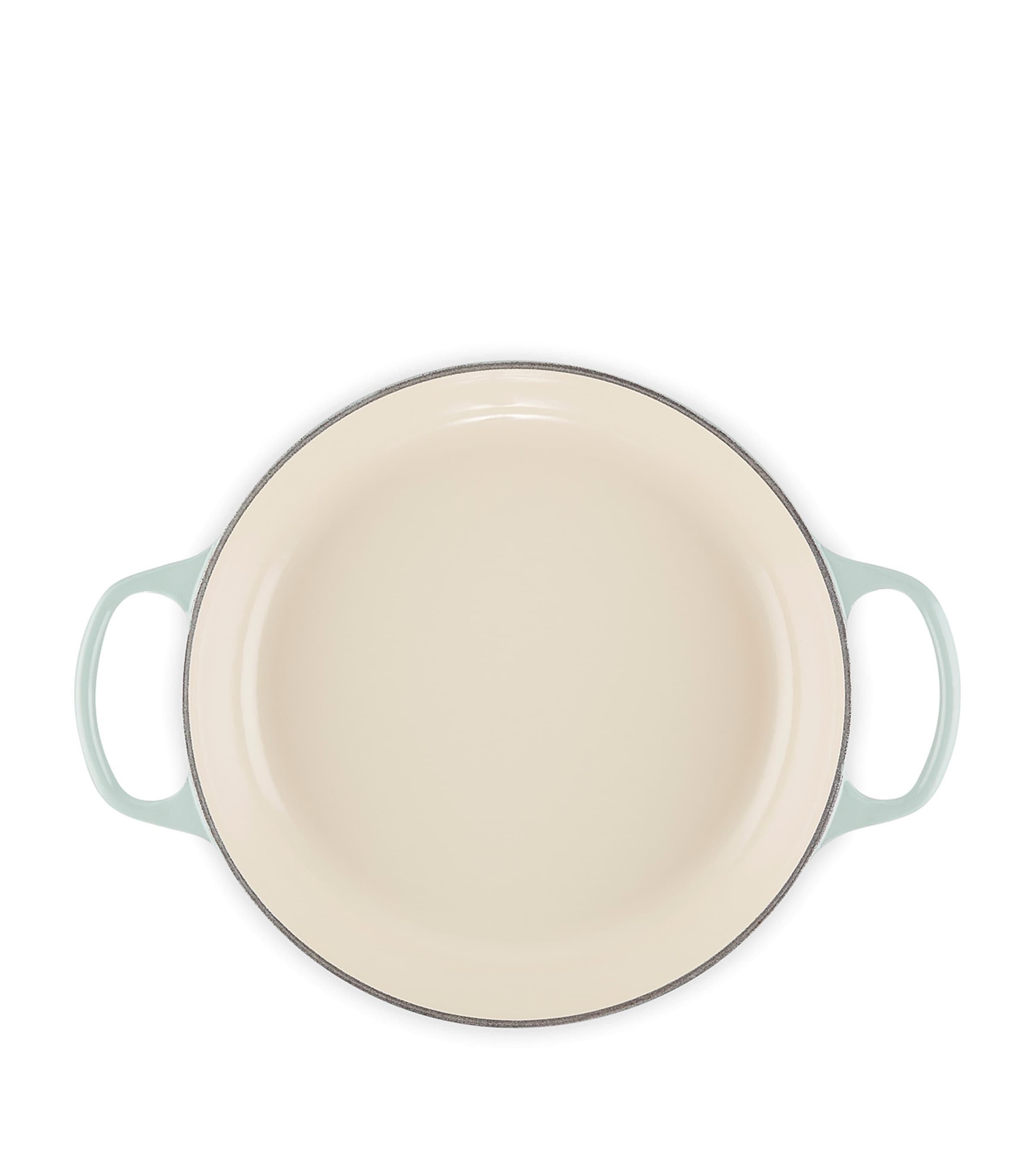 Le Creuset cast iron shallow casserole dish 26cm, UK version