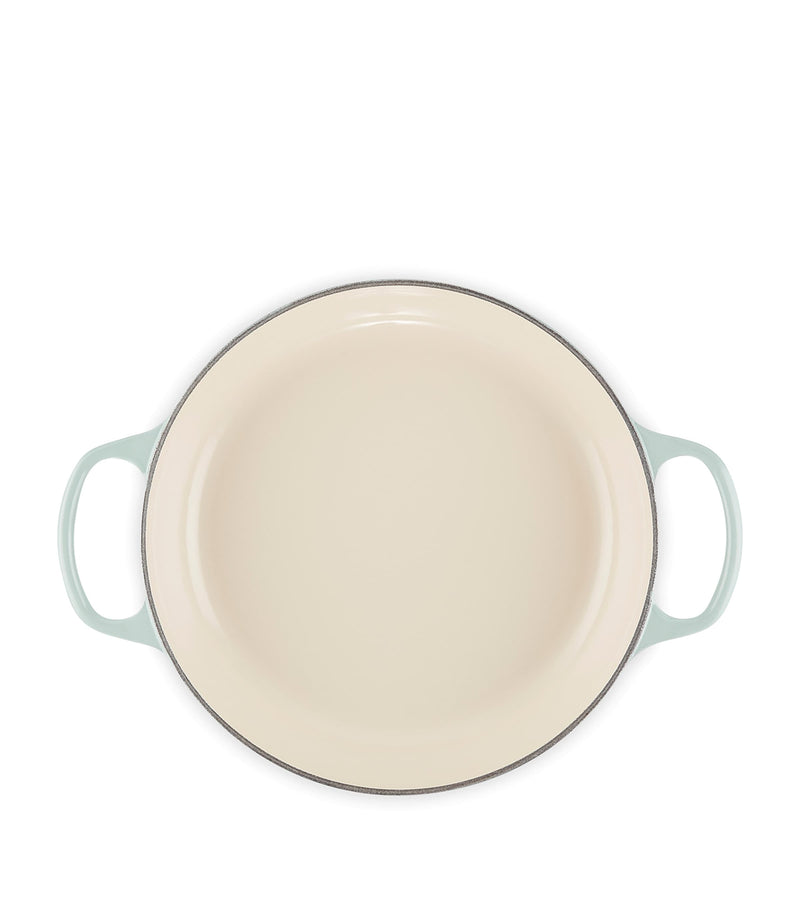 Le Creuset cast iron shallow casserole dish 26cm, UK version