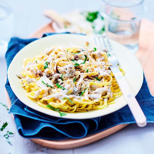 Picard Truffle & Mushroom Tagliatelle   250g GOODS M&S   