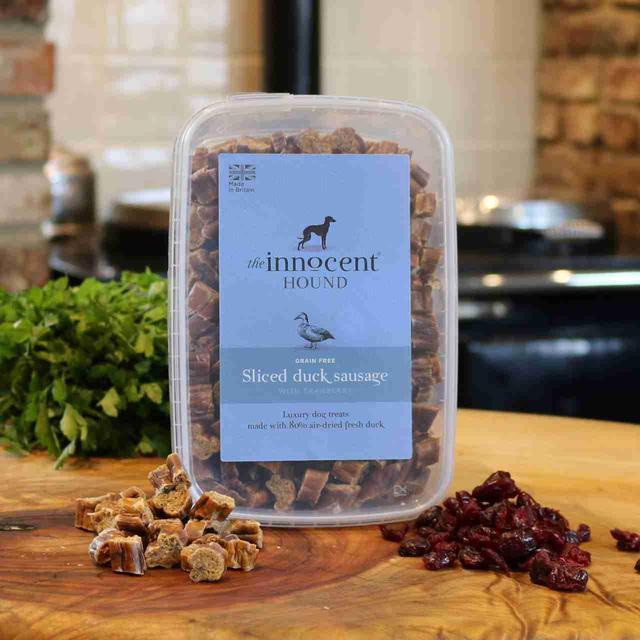 The Innocent Hound Sliced Duck Sausage with Cranberry Dog Treats   600g