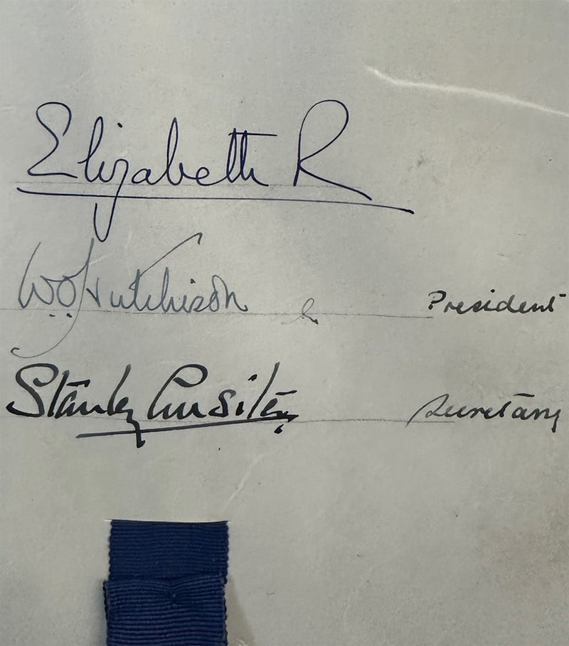 Leipzig Galleries Queen Elizabeth II signed 1954 framed document display, UK version