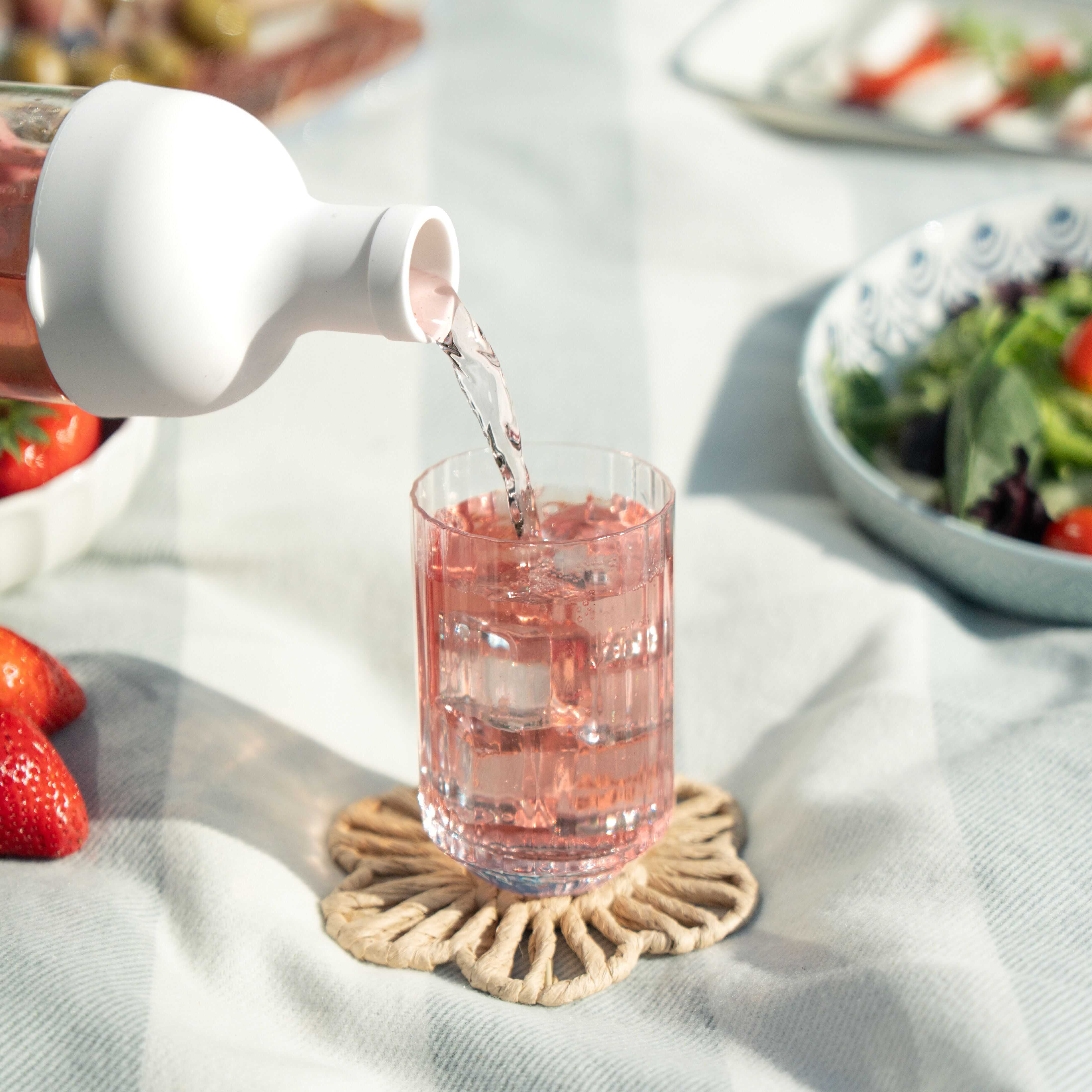 Hario cold brew tea bottle white 750ml, imported from the UK