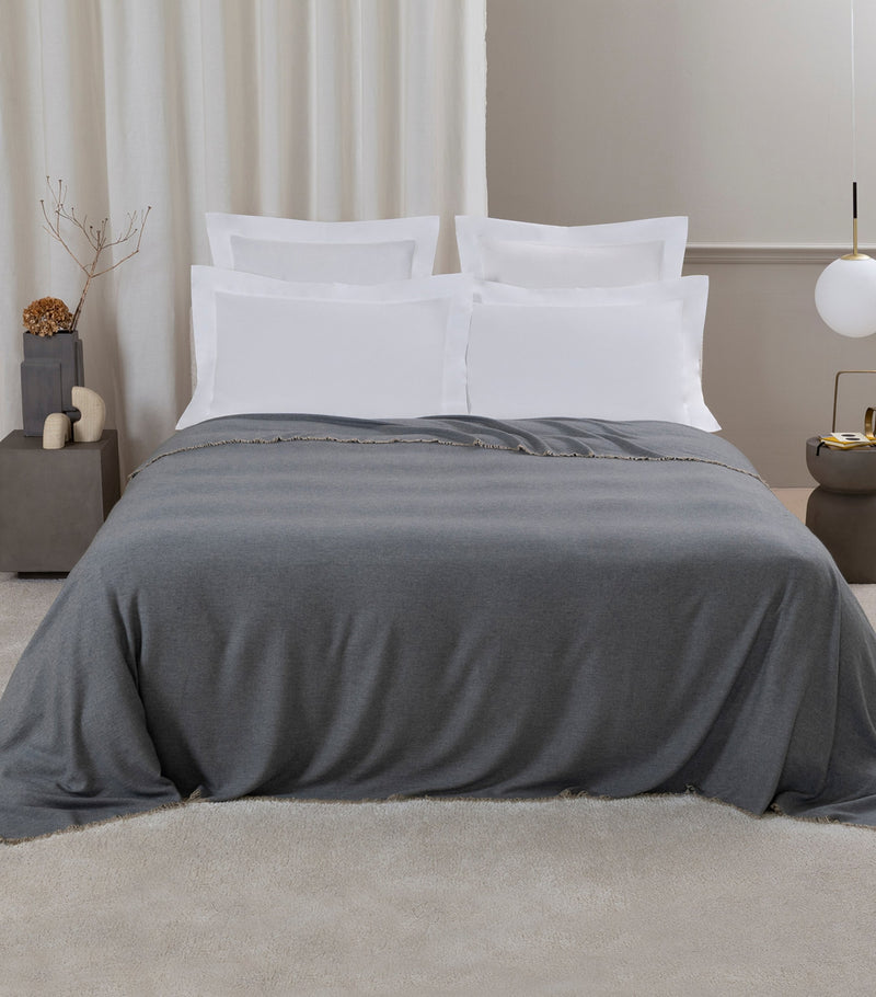 Frette Lightness wool-blend blanket 250cm x 260cm (British brand)