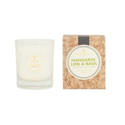 Superdrug Amphora Aromatics Mandarin Lime Basil 40 timer Pot Candle - Kjøp online hos McGrocer