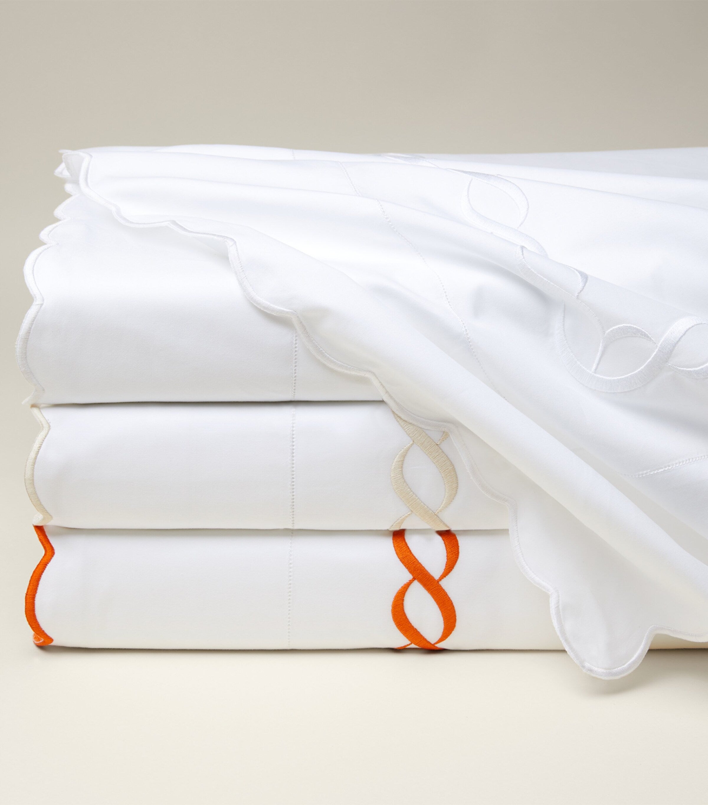 Pratesi Treccia Super King flat sheet 300cm x 270cm, imported from the UK