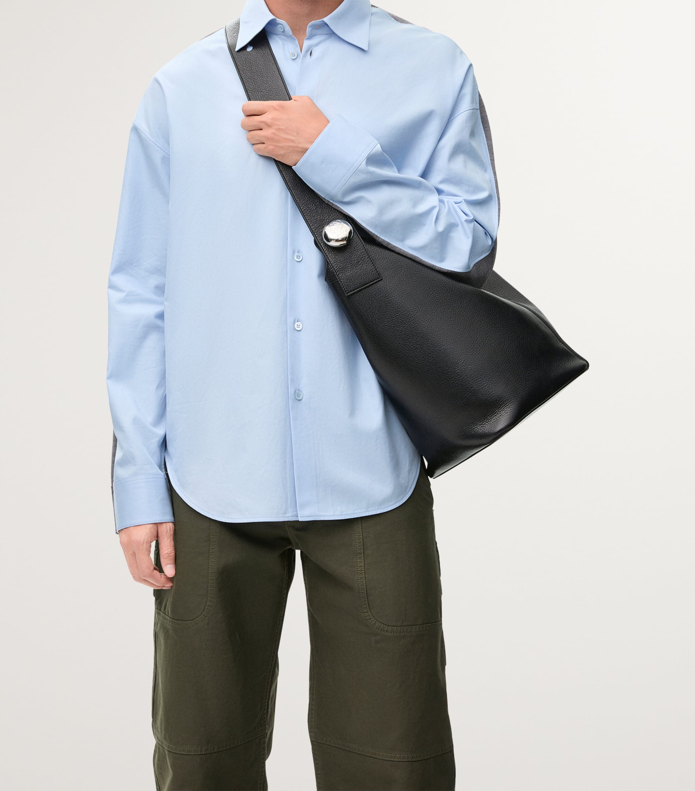 LOEWE Large Leather Pebble Bucket Bag H33cm (British brand)