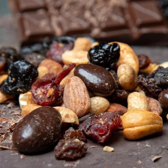 Mr Filbert's Cherry Berry Chocolate & Nut Mix   75g